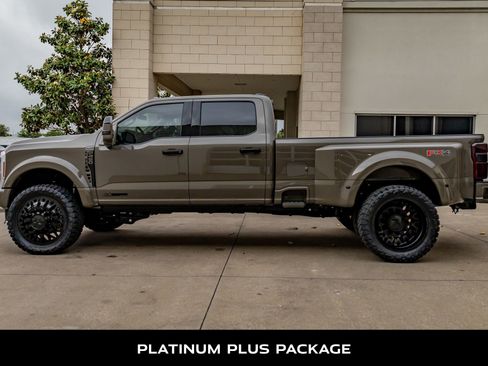 Used 2026 Ford F450 Platinum w/ Platinum Plus Package image 6