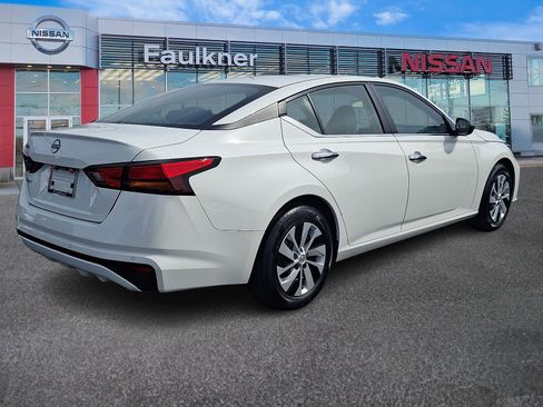 Certified 2024 Nissan Altima 2.5 S image 6