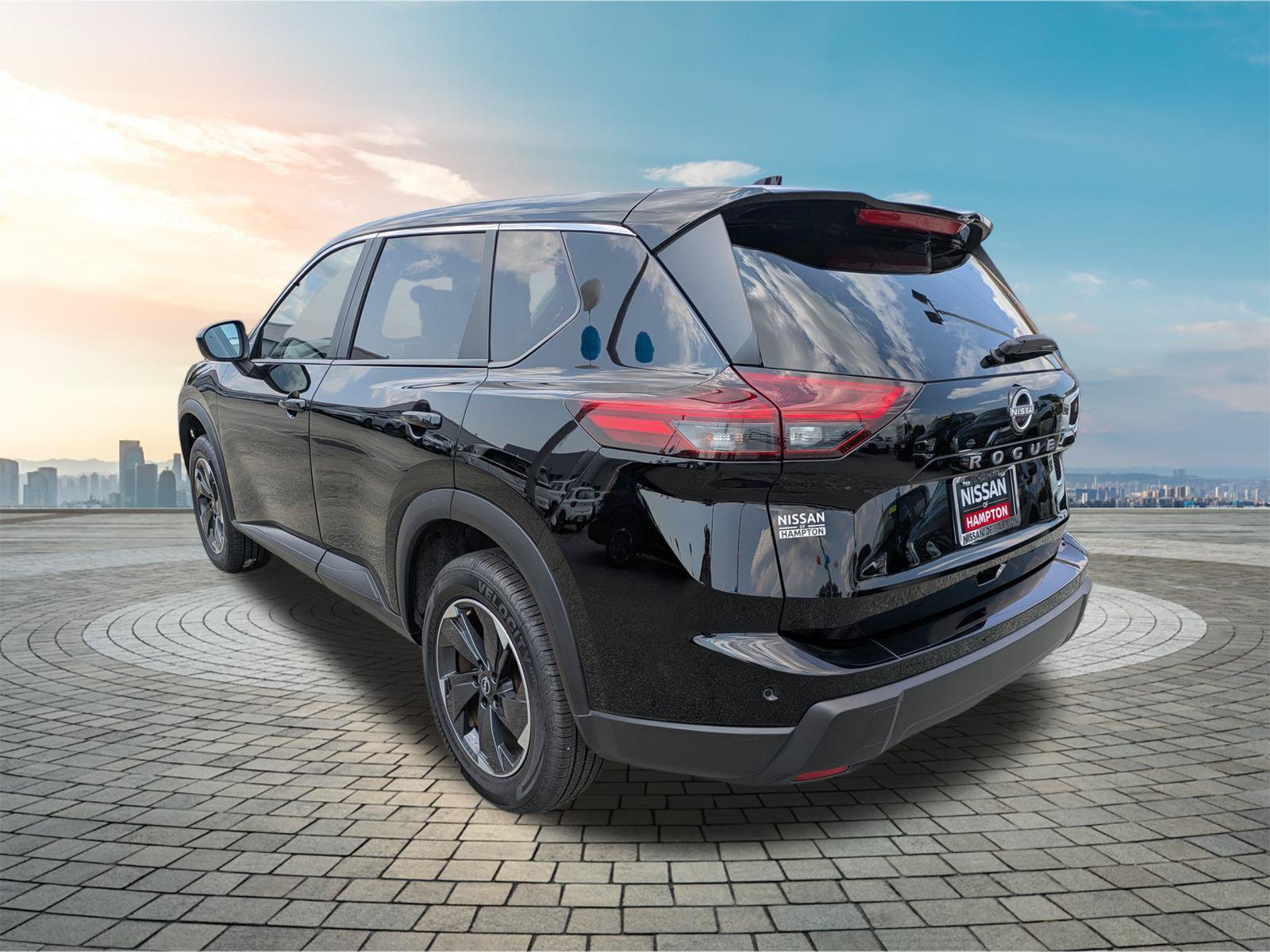 Certified 2025 Nissan Rogue SV FWD image 7