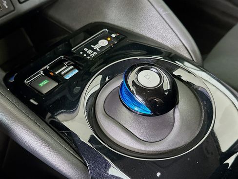 Used 2025 Nissan Leaf SV Plus FWD image 25