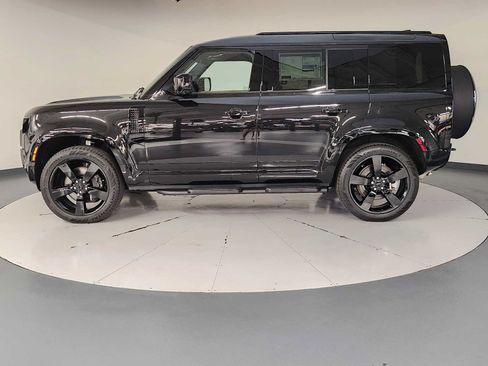 New 2026 Land Rover Defender 110 X-Dynamic SE AWD/4WD image 5