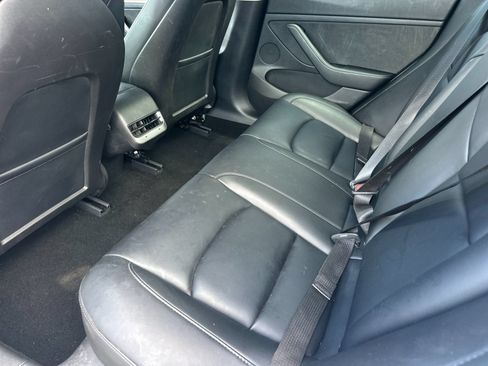 Used 2021 Tesla Model 3 Long Range AWD/4WD image 11