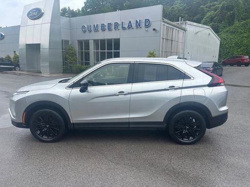 Used 2023 Mitsubishi Eclipse Cross LE AWD/4WD image 2