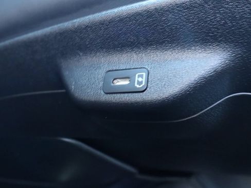 Used 2025 Kia EV6 Wind RWD image 33