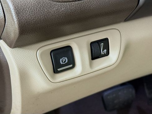 Used 2018 GMC Acadia Denali w/ Technology Package image 9