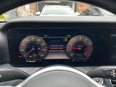 Used 2020 Mercedes-Benz E 350 4MATIC Sedan image 12