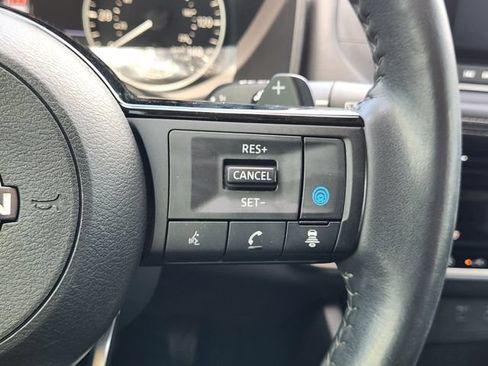 Used 2023 Nissan Rogue SV w/ SV Premium Package FWD image 31