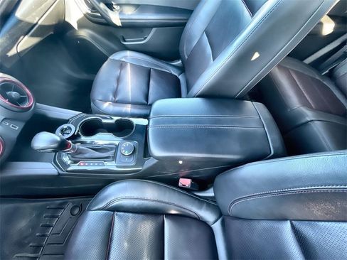 Used 2019 Chevrolet Blazer RS w/ Sun and Wheels Package image 22