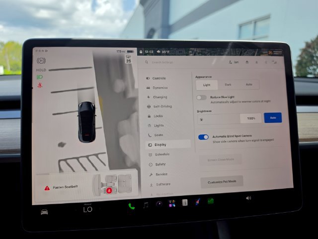 Used 2024 Tesla Model Y 2WD image 51