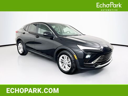 Used 2025 Buick Envista Preferred image 1