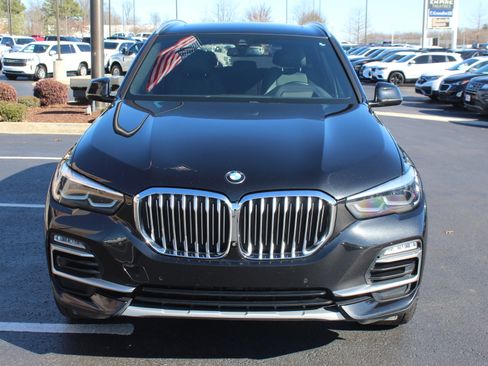 Used 2021 BMW X5 xDrive40i image 3