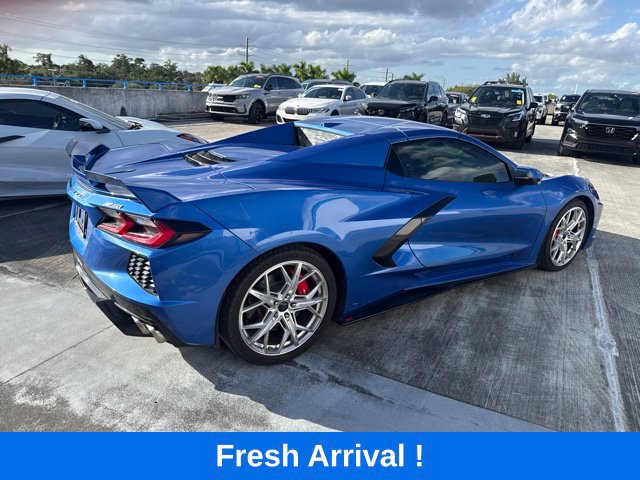 Used 2021 Chevrolet Corvette Stingray Premium Conv w/ Z51 Performance Package RWD image 13