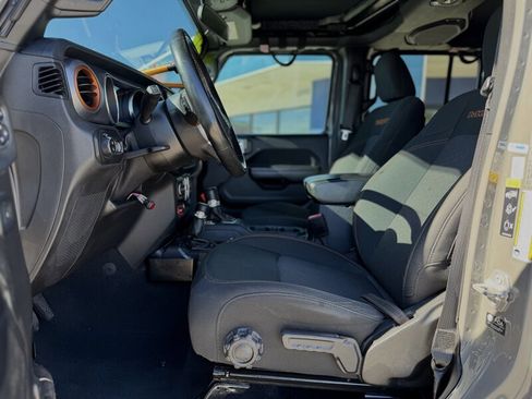 Used 2021 Jeep Gladiator Mojave w/ Safety Group image 4