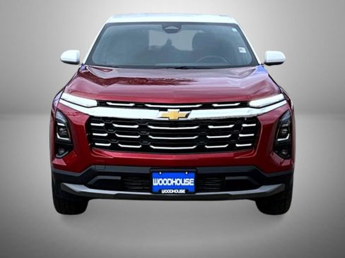 Certified 2025 Chevrolet Equinox LT w/ Safety and Technology Package image 2