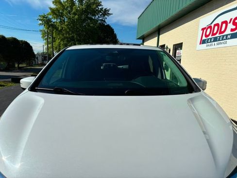 Used 2023 Honda Odyssey Elite image 9
