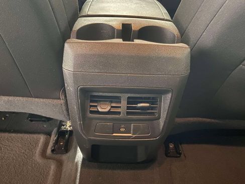 Used 2024 Chevrolet Colorado LT w/ LT Convenience Package RWD image 14