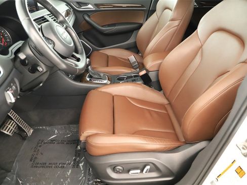 Used 2016 Audi Q3 2.0T Prestige image 25