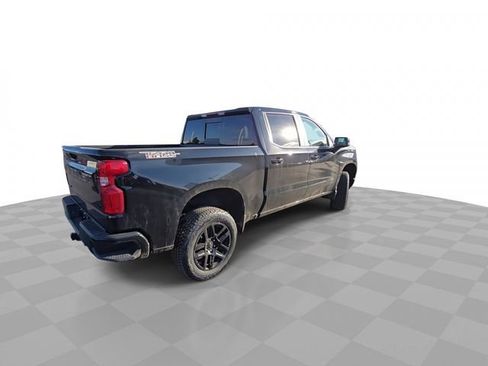 Used 2025 Chevrolet Silverado 1500 LT Trail Boss w/ Convenience Package II AWD/4WD image 8