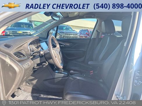 Used 2019 Buick Encore Preferred image 11
