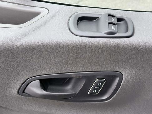 New 2026 Ford Transit 250 148 Medium Roof w/ Load Area Protection Package image 19