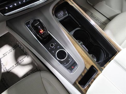 Used 2021 Cadillac Escalade Sport Platinum image 17