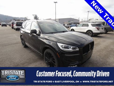 Used 2023 Lincoln Aviator Reserve w/ Equipment Group 201A image 1