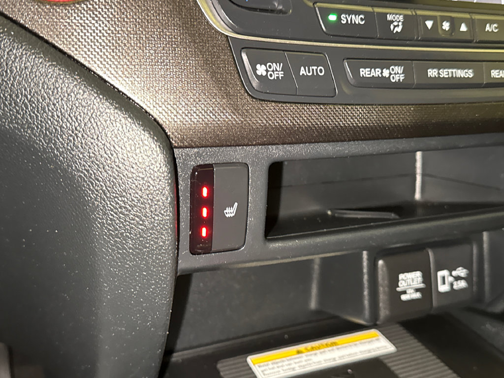 Used 2022 Honda Pilot TrailSport image 31