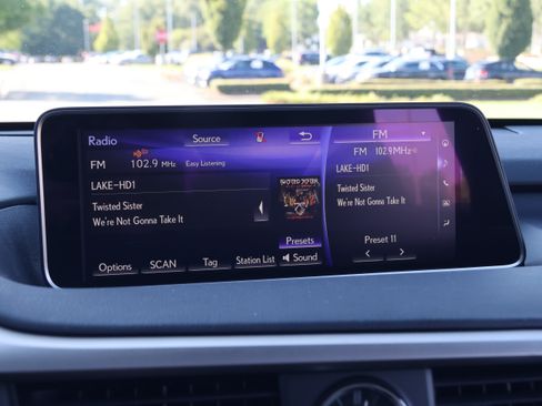 Used 2018 Lexus RX 350L FWD image 22