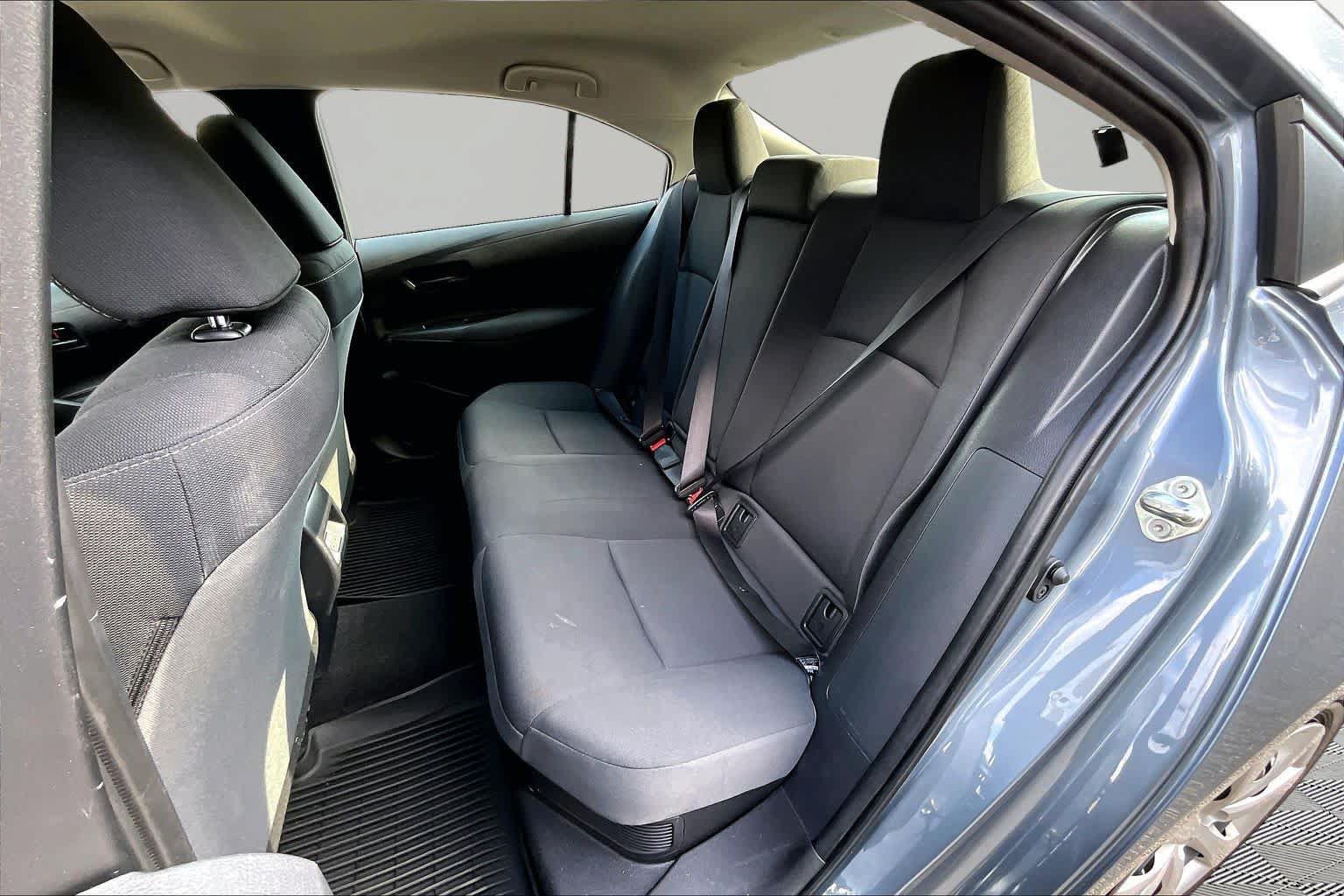 Used 2026 Toyota Corolla LE FWD image 21
