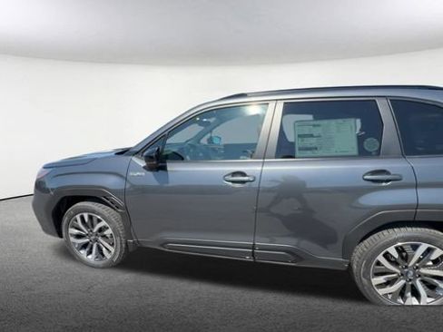New 2026 Subaru Forester Touring AWD/4WD image 5