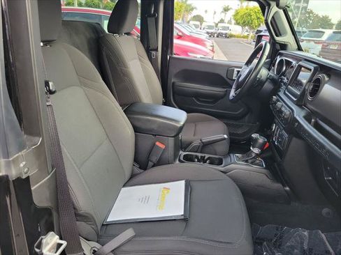 Certified 2022 Jeep Wrangler Sport AWD/4WD image 20