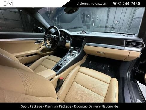 Used 2017 Porsche 911 Carrera 4S AWD/4WD image 21