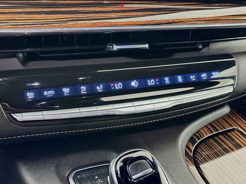 Used 2024 Cadillac Escalade ESV Luxury w/ LPO, Floor Liner Package image 17