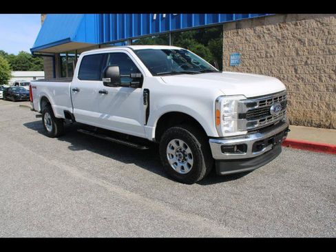 Used 2023 Ford F250 XLT AWD/4WD image 1