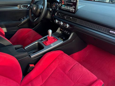 Used 2023 Honda Civic Type R image 16