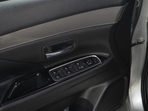 Used 2022 Mitsubishi Outlander SEL AWD/4WD image 21