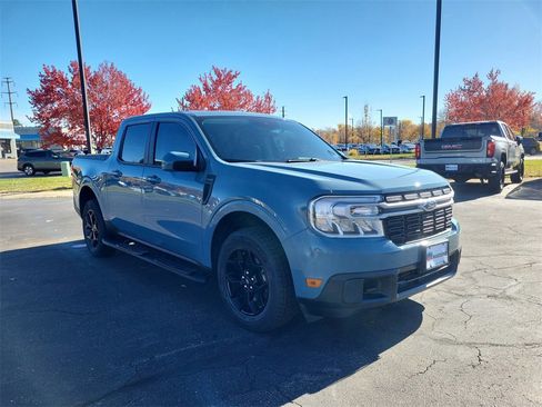 Used 2022 Ford Maverick Lariat w/ Equipment Group 500A Standard image 2