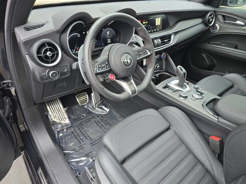 Used 2024 Alfa Romeo Stelvio Quadrifoglio w/ Active Assist Plus Package image 35