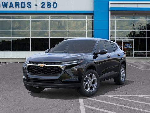 New 2026 Chevrolet Trax LS FWD image 6