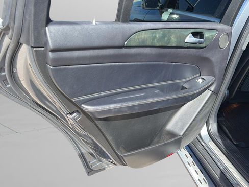 Used 2019 Mercedes-Benz GLS 450 4MATIC image 16