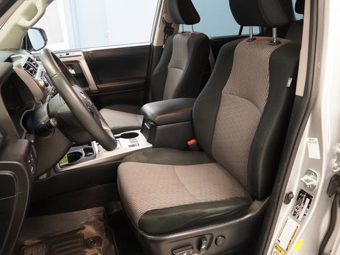 Used 2019 Toyota 4Runner SR5 image 3