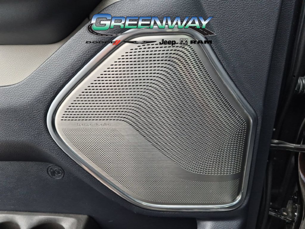 Used 2022 RAM 1500 Limited AWD/4WD image 16