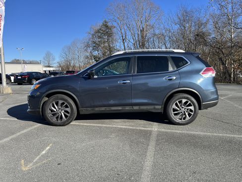 Used 2016 Nissan Rogue SL w/ SL Premium Package image 35