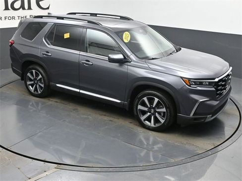 Used 2025 Honda Pilot Touring image 48