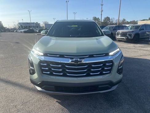 New 2026 Chevrolet Equinox LT image 8