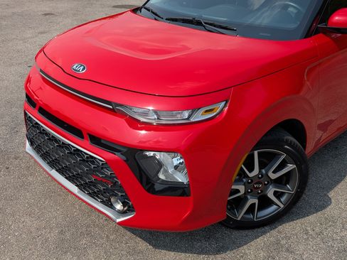 Used 2021 Kia Soul GT-Line FWD image 13