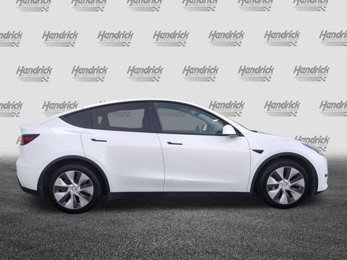 Used 2021 Tesla Model Y Long Range AWD/4WD image 11