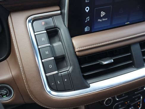 Used 2023 Chevrolet Tahoe High Country AWD/4WD image 8