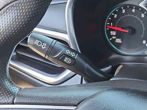Used 2022 Chevrolet Equinox LT AWD/4WD image 16
