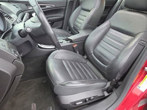 Used 2013 Buick Regal GS image 31